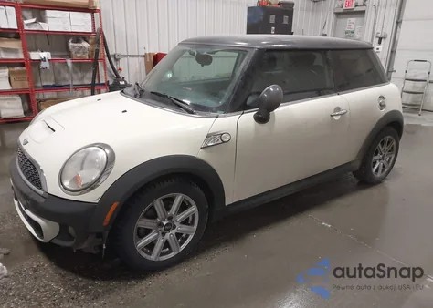 2011 Mini Cooper S from USA, damaged, VIN WMWSV3C55BTY25050